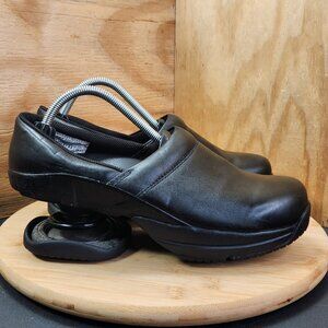 Z-Coil Toffler Womens Black Leather Slip On Clogs Size 9
